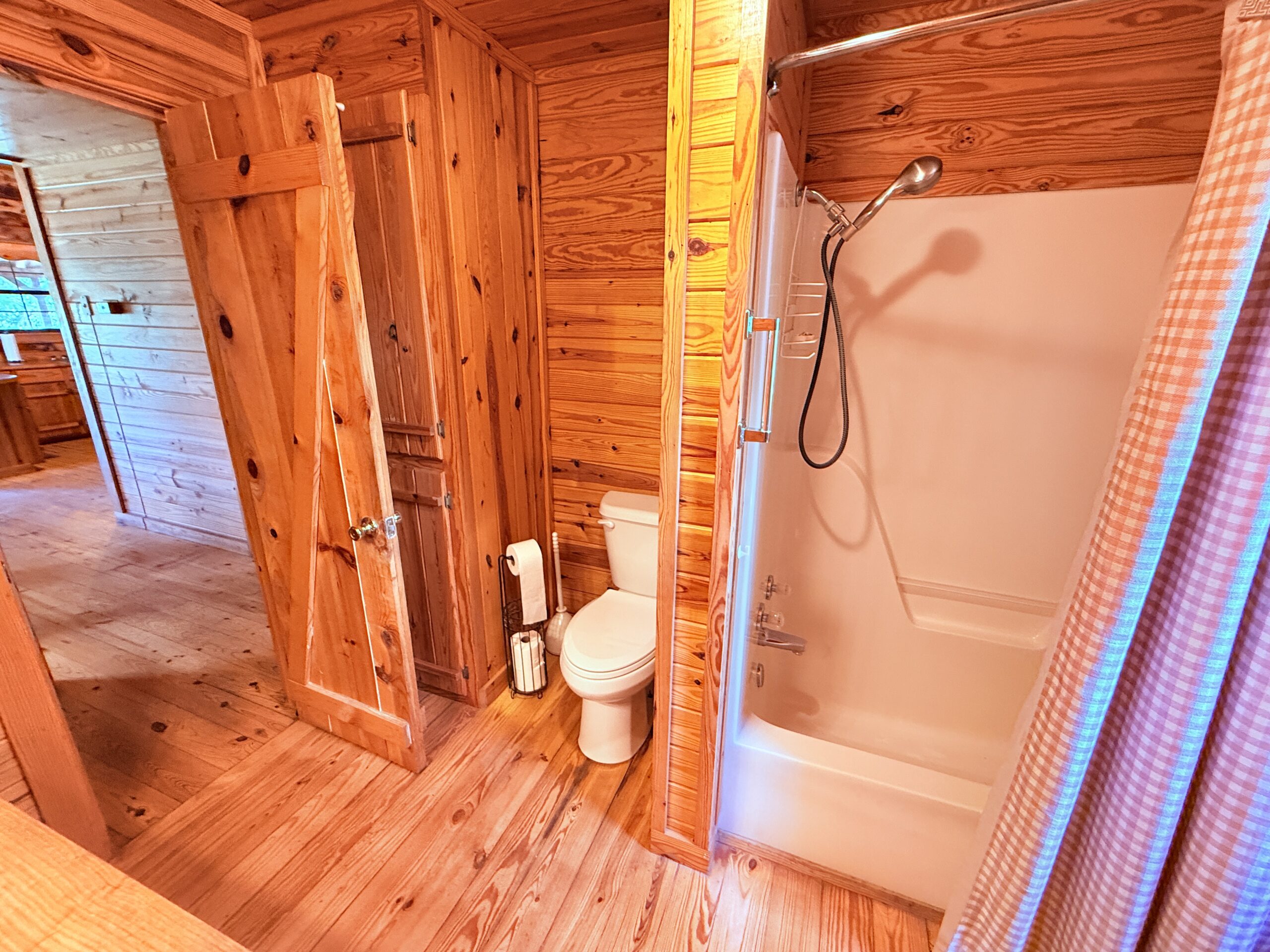 LOG HOME AND ACREAGE FOR SALE IN NORTH CENTRAL ARKANSAS