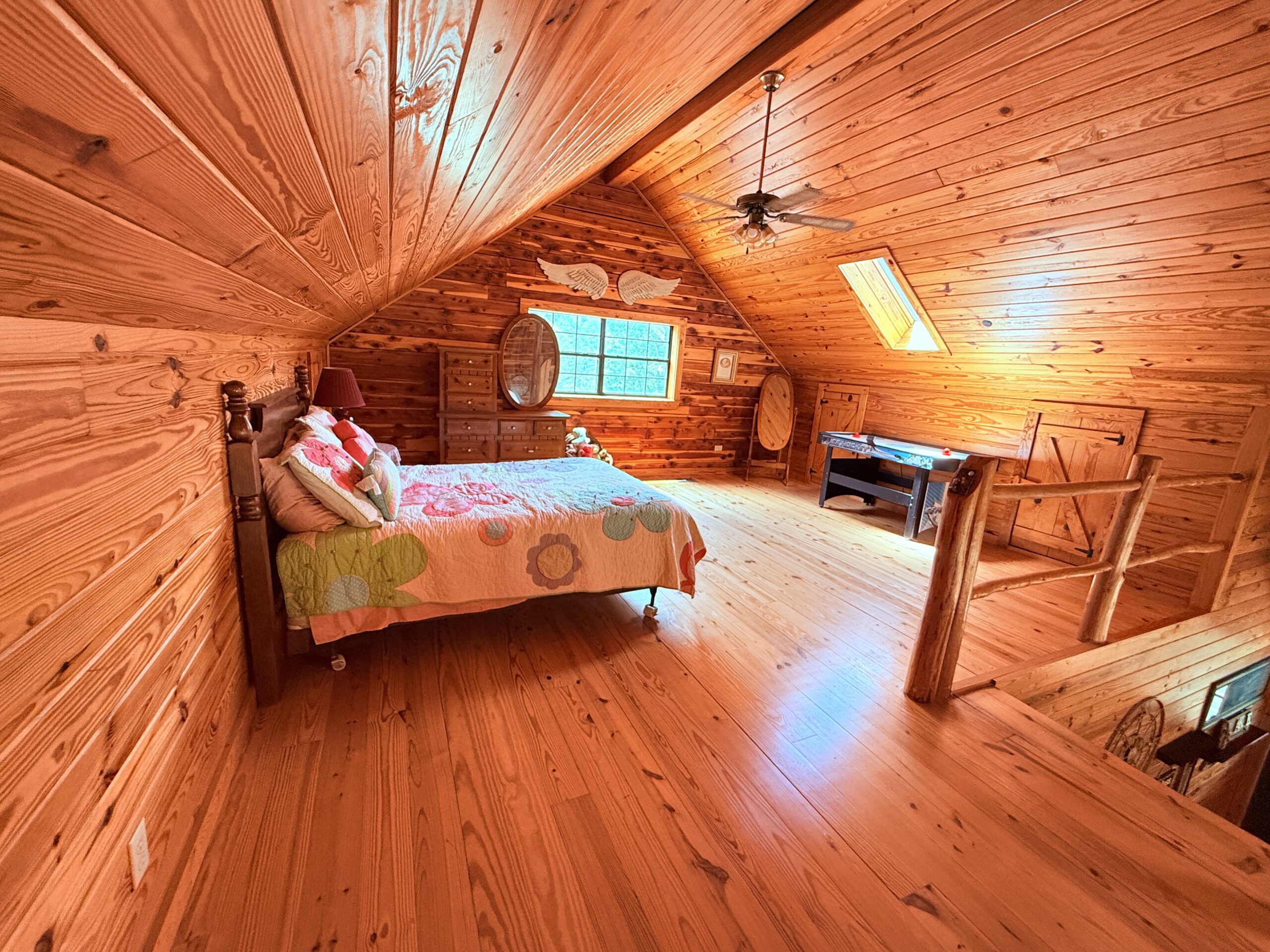 LOG HOME AND ACREAGE FOR SALE IN NORTH CENTRAL ARKANSAS