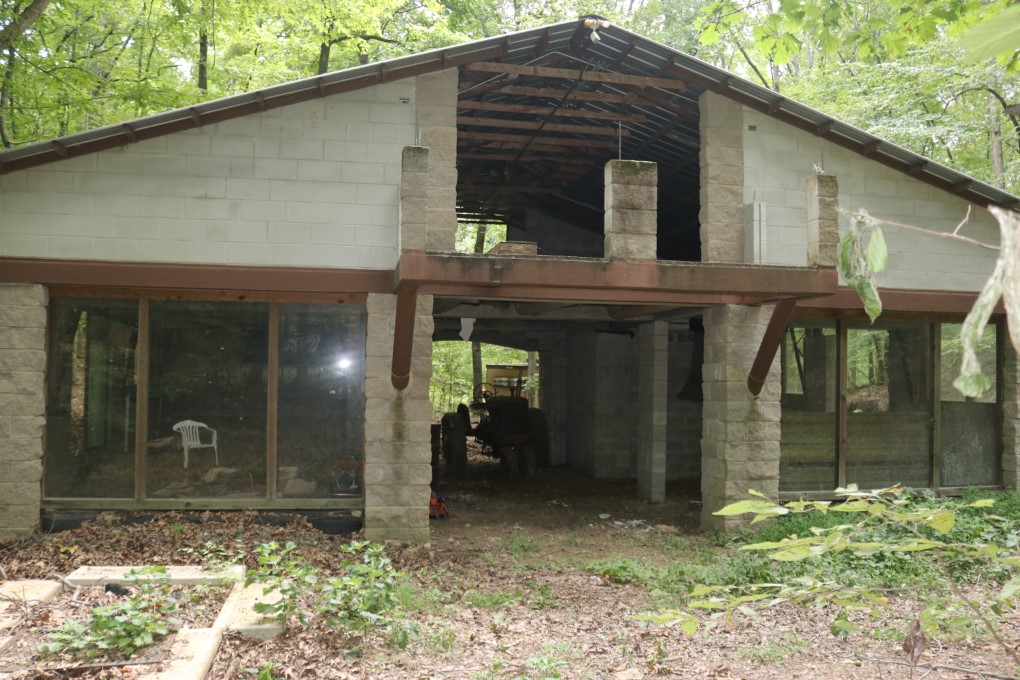 Large Cave and 90 Acres For Sale