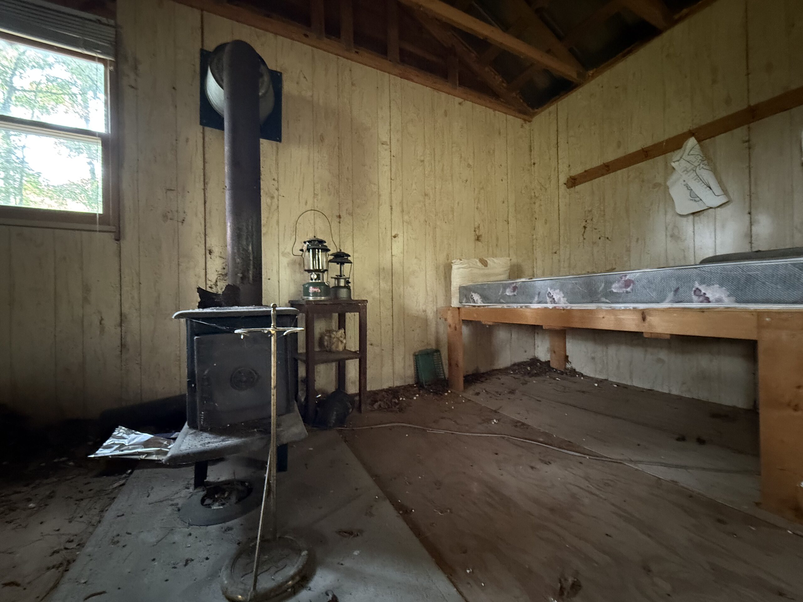 64 acres in Olgethorpe county with an off grid cabin – Ready for deer season!
