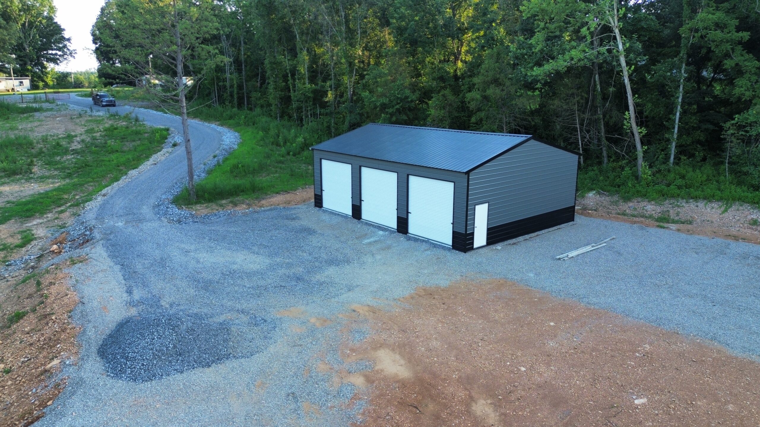 LAND AND SHOP BUILDING FOR SALE IN NORTH CENTRAL ARKANSAS