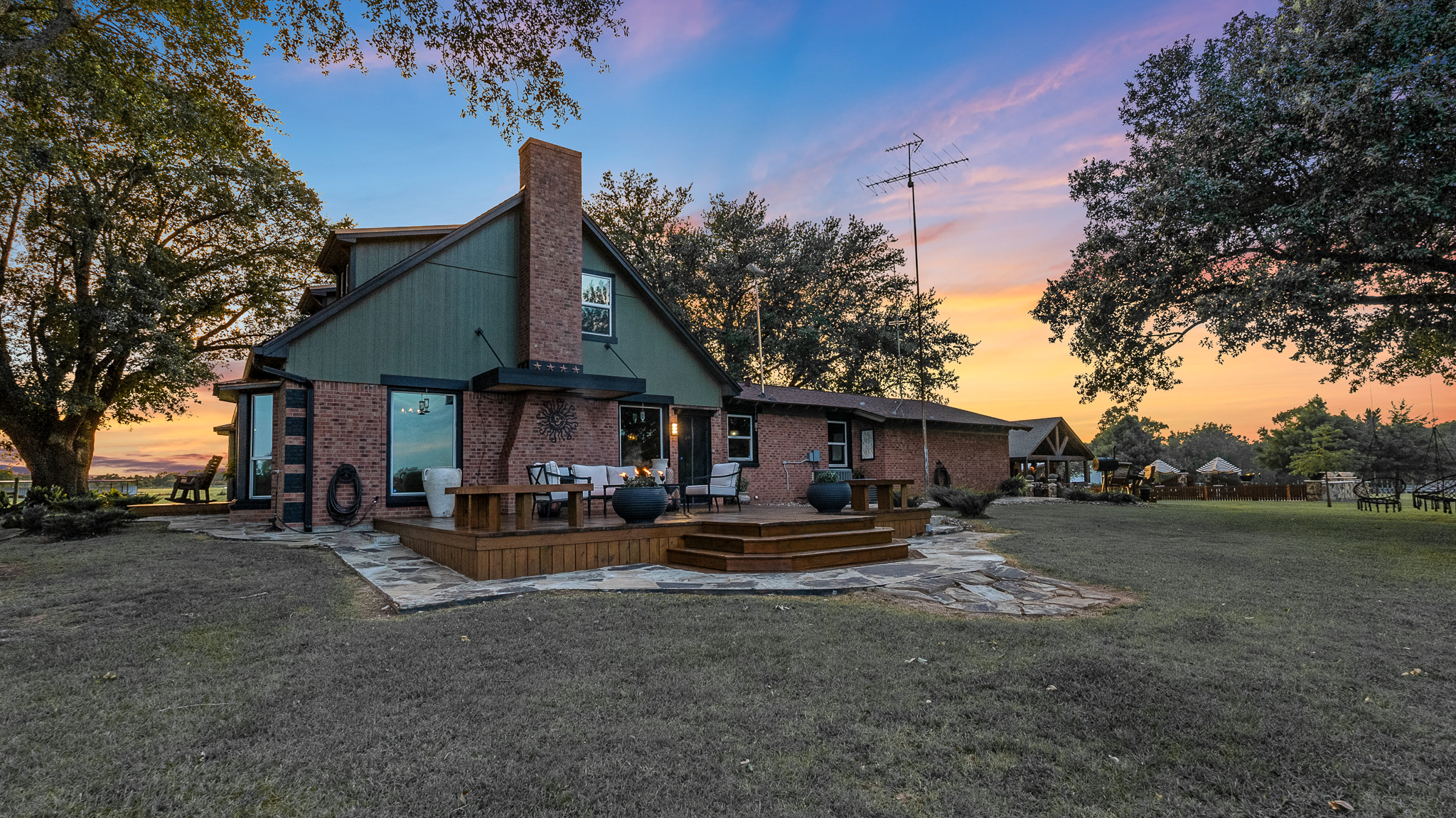 East Texas Ranch Property with Hunting & Fishing Carthage TX