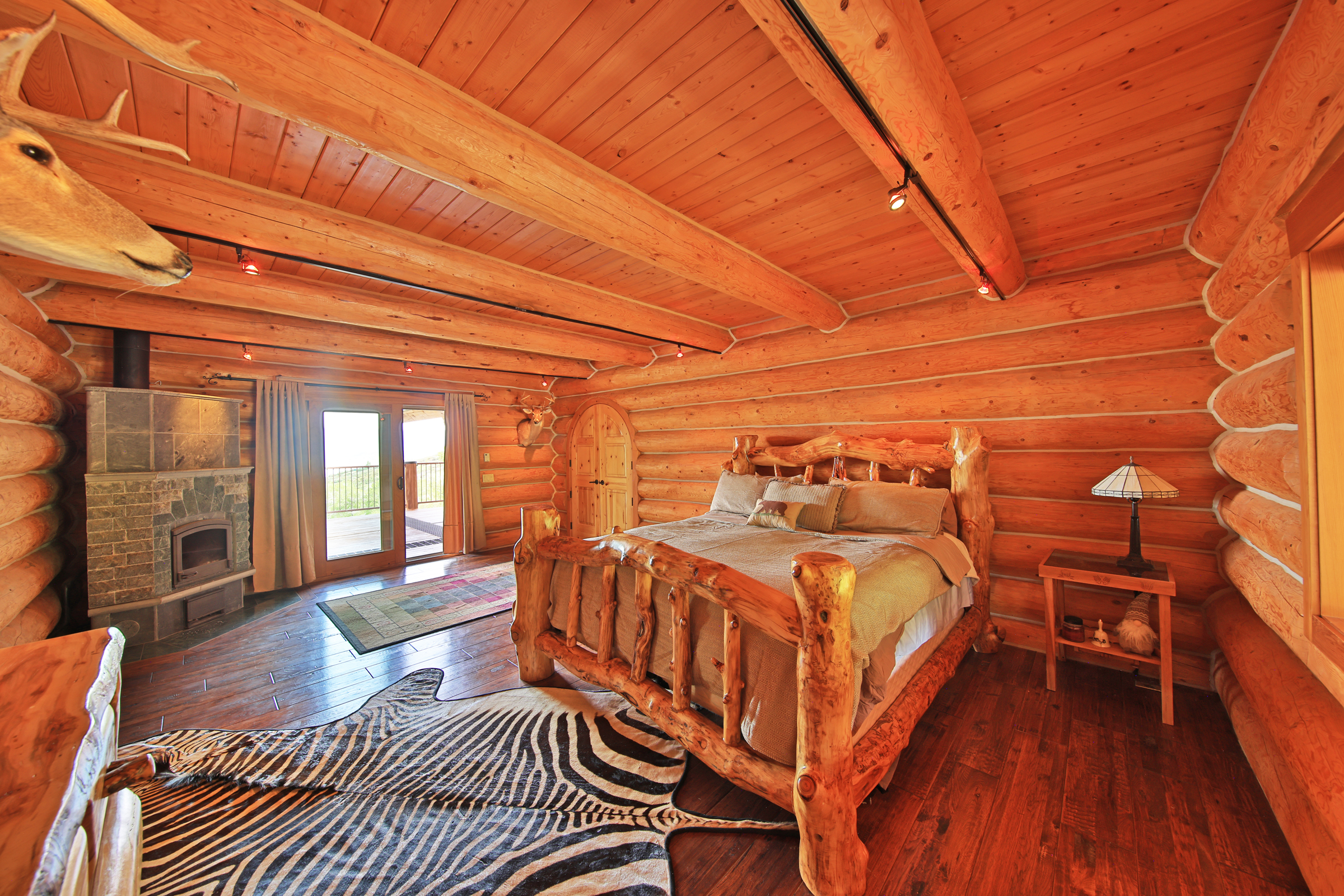 Luxury Log Home on Multiple Parcels For Sale on the Western Slope of Colorado