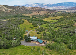 Luxury Log Home on Multiple Parcels For Sale on the Western Slope of Colorado