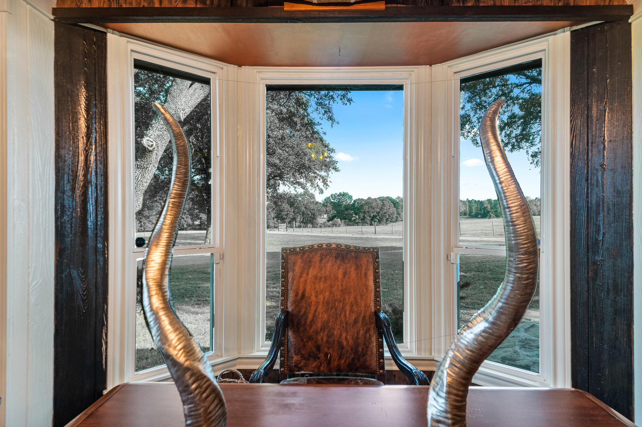 East Texas Ranch Property with Hunting & Fishing Carthage TX