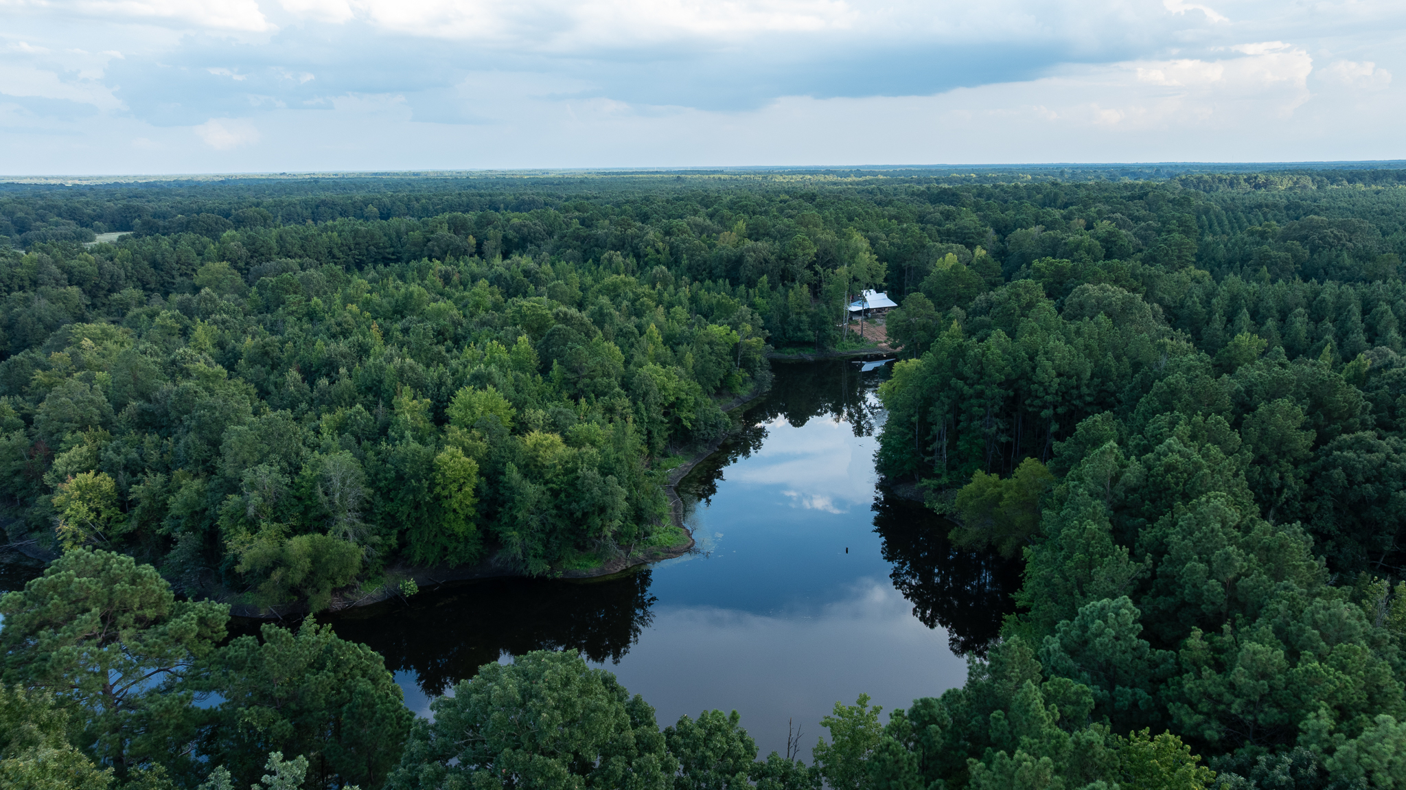 Premier Dekalb Texas Hunting Property with Red River Frontage