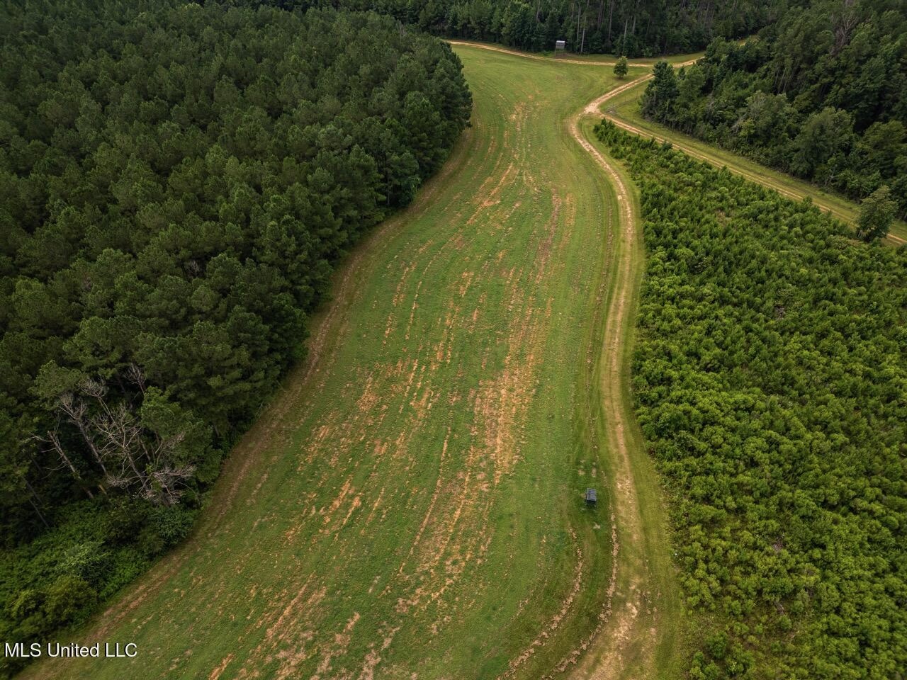 Petit Amite – Luxury Hunting Retreat in Amite County, MS