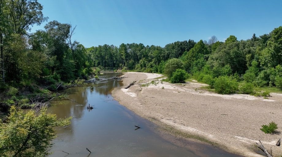 345+- Acres on Bogue Chitto River Summit MS