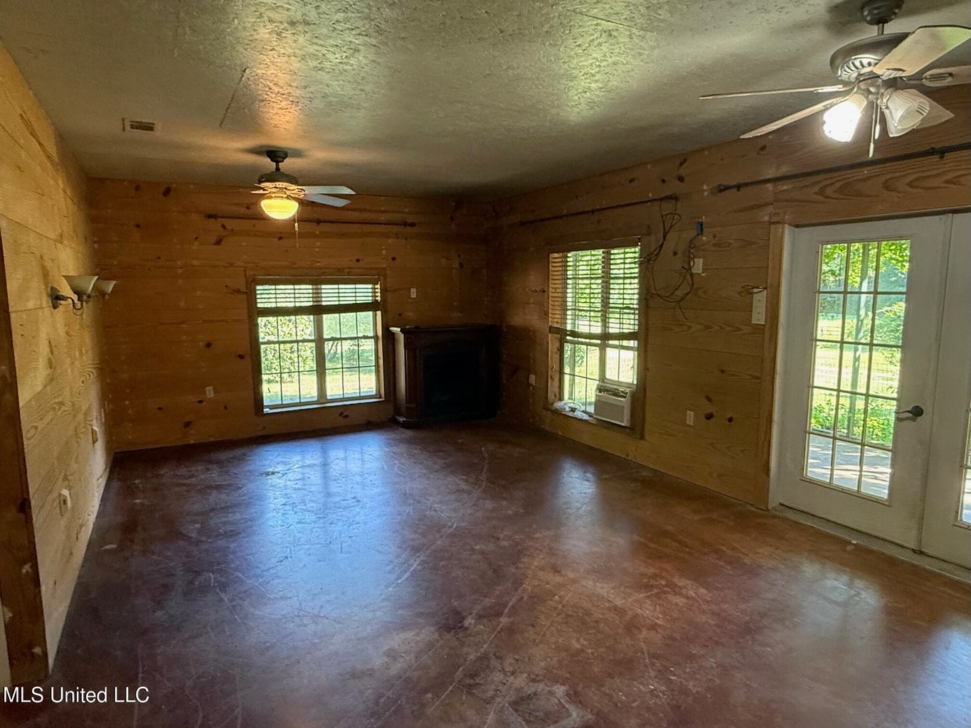 40 Acres with Country Home for Sale in Pike County MS