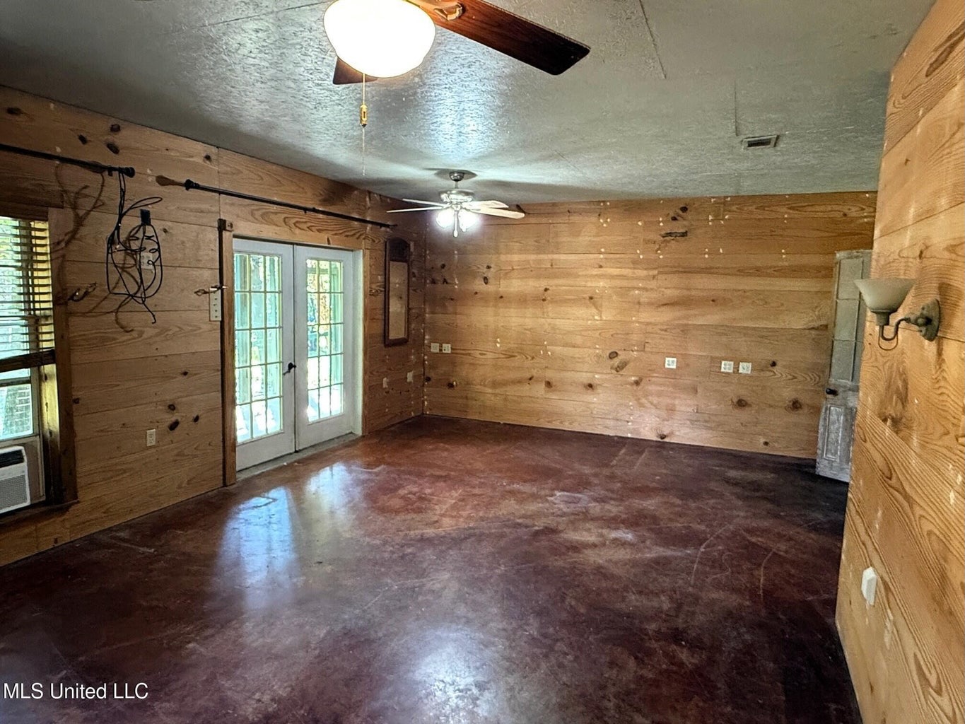40 Acres with Country Home for Sale in Pike County MS