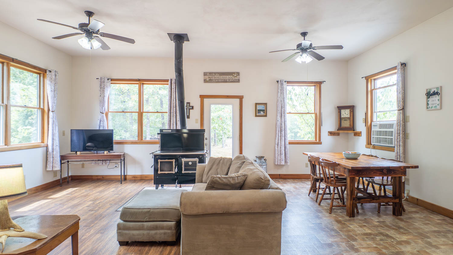 Hunting Property and Home in the Missouri Ozarks