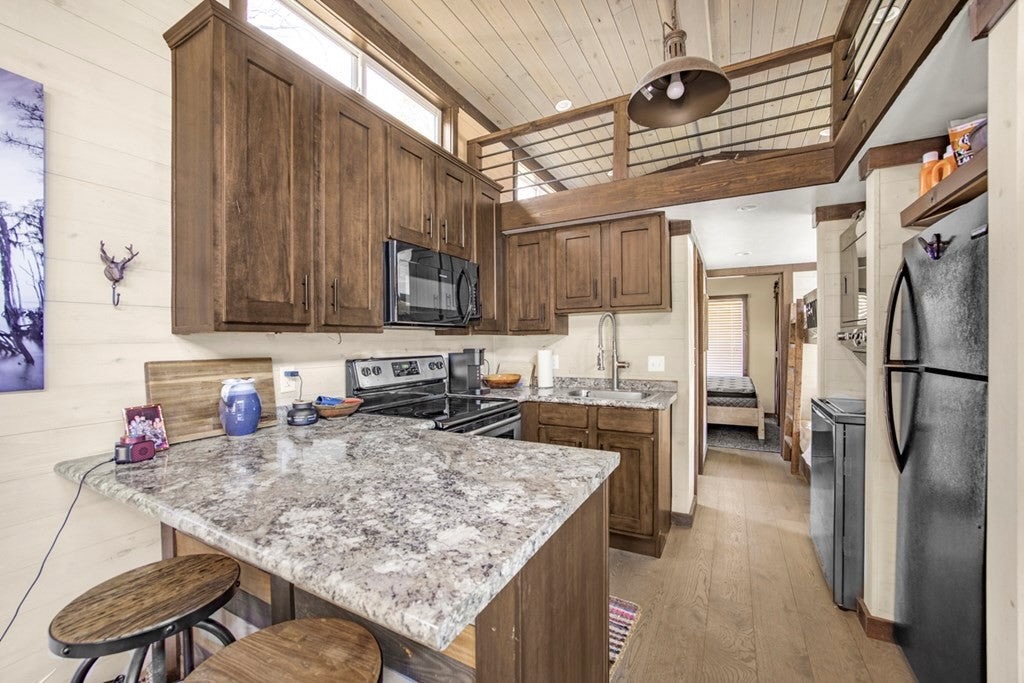 Rodney MS Hunting Land with Tiny Home & Lodge Potential