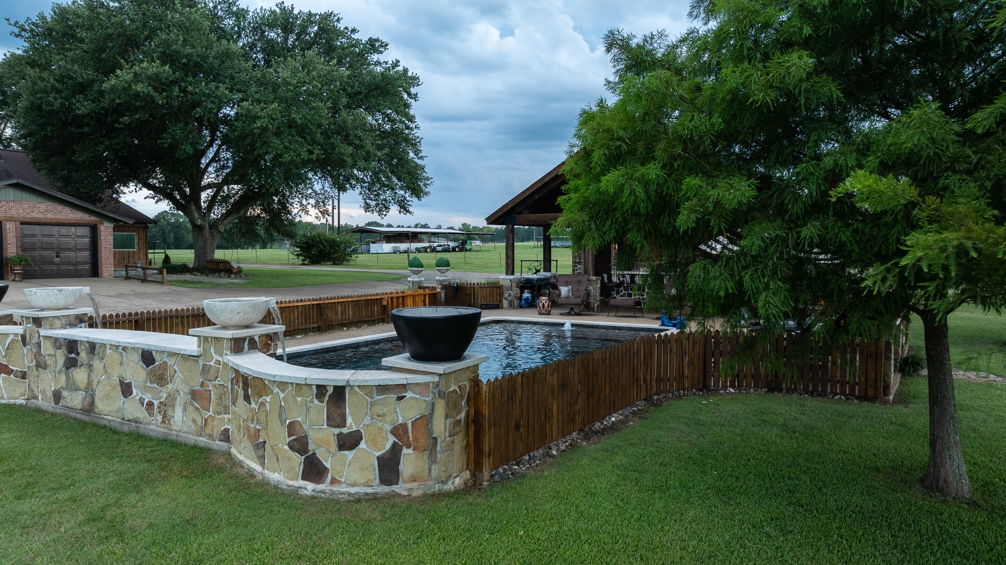 East Texas Ranch Property with Hunting & Fishing Carthage TX