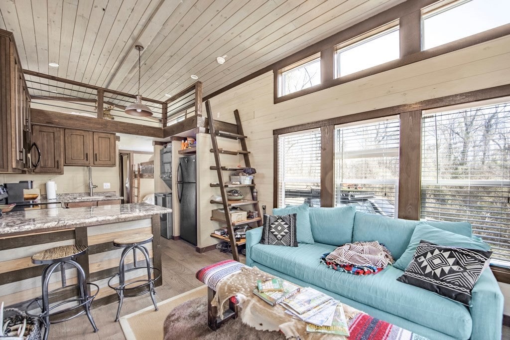 Rodney MS Hunting Land with Tiny Home & Lodge Potential