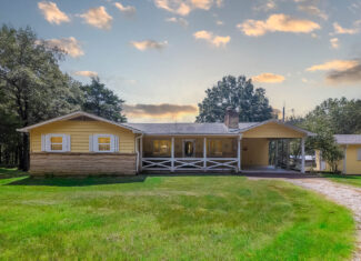 Country Home and 68 +/- Acres in Glencoe, Arkansas