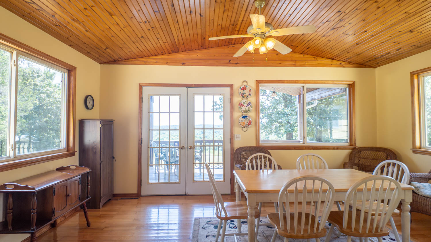 Country Home and 68 +/- Acres in Glencoe, Arkansas