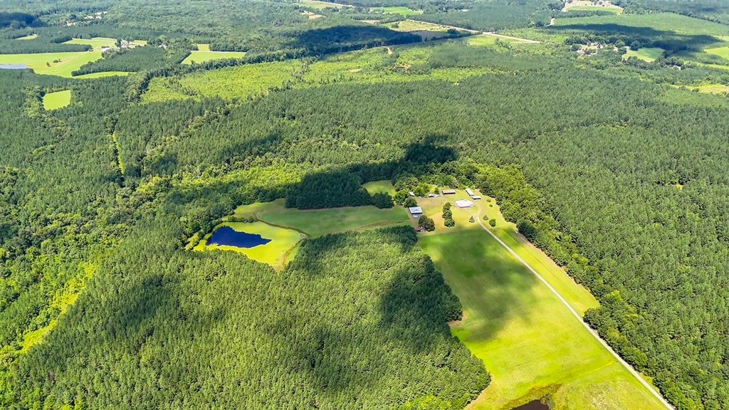 Your Private Hunting & Recreation Paradise Awaits