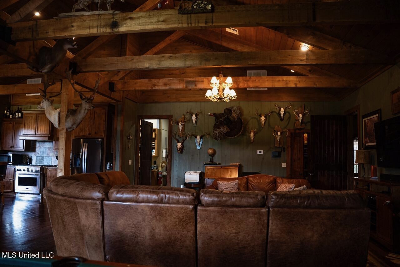 Petit Amite – Luxury Hunting Retreat in Amite County, MS