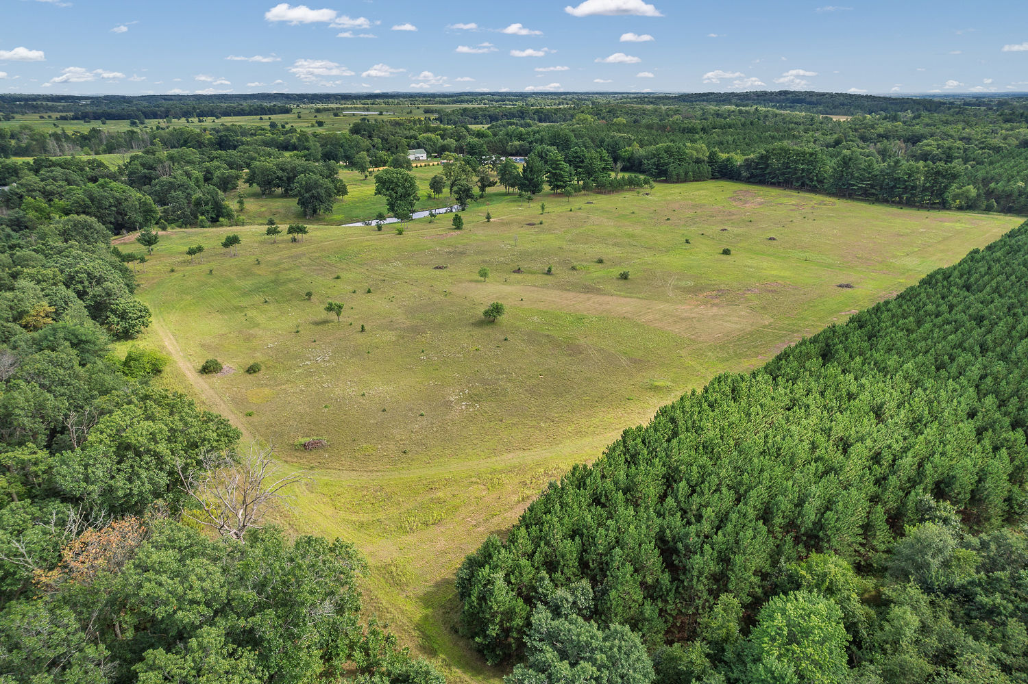 48.7+/- Acres Featuring a 2022 Single Wide Mobile Home Montello WI