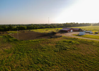 496+\- acres Sheldon MO