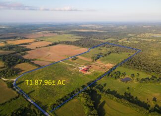 496+\- acres Sheldon MO