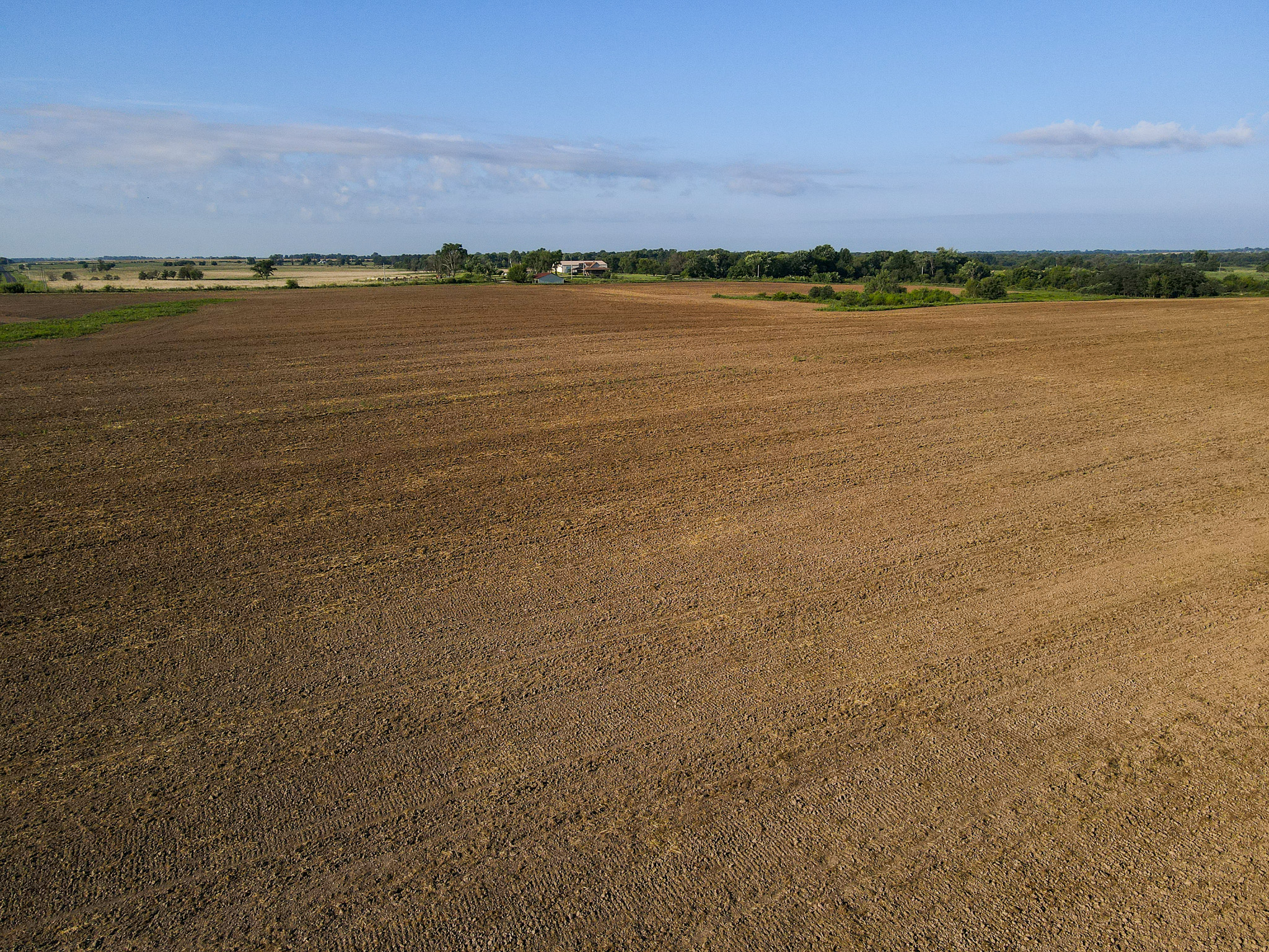 496+\- acres Sheldon MO