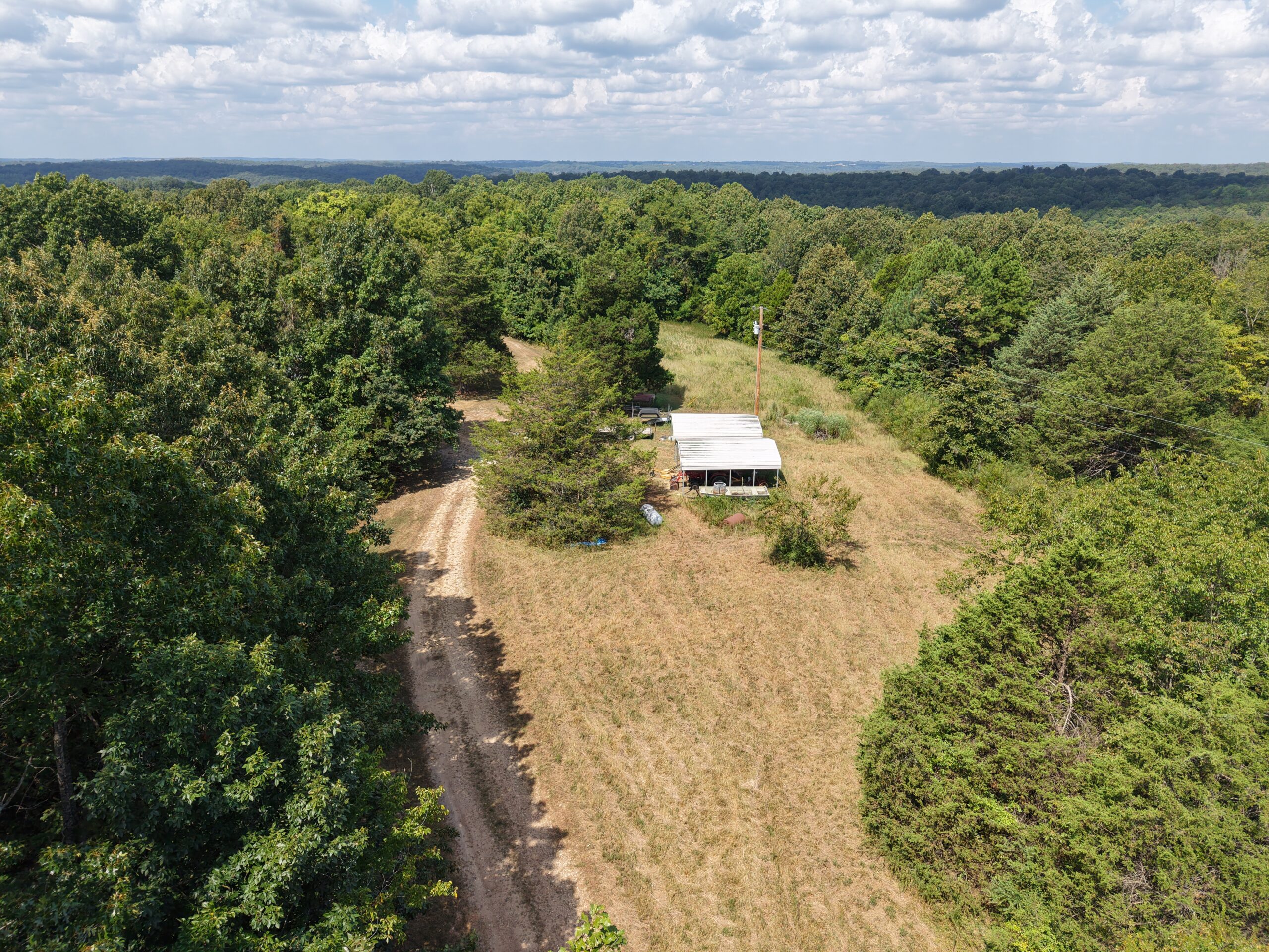HUNTING LAND WITH CABIN FOR SALE IN NORTH CENTRAL ARKANSAS