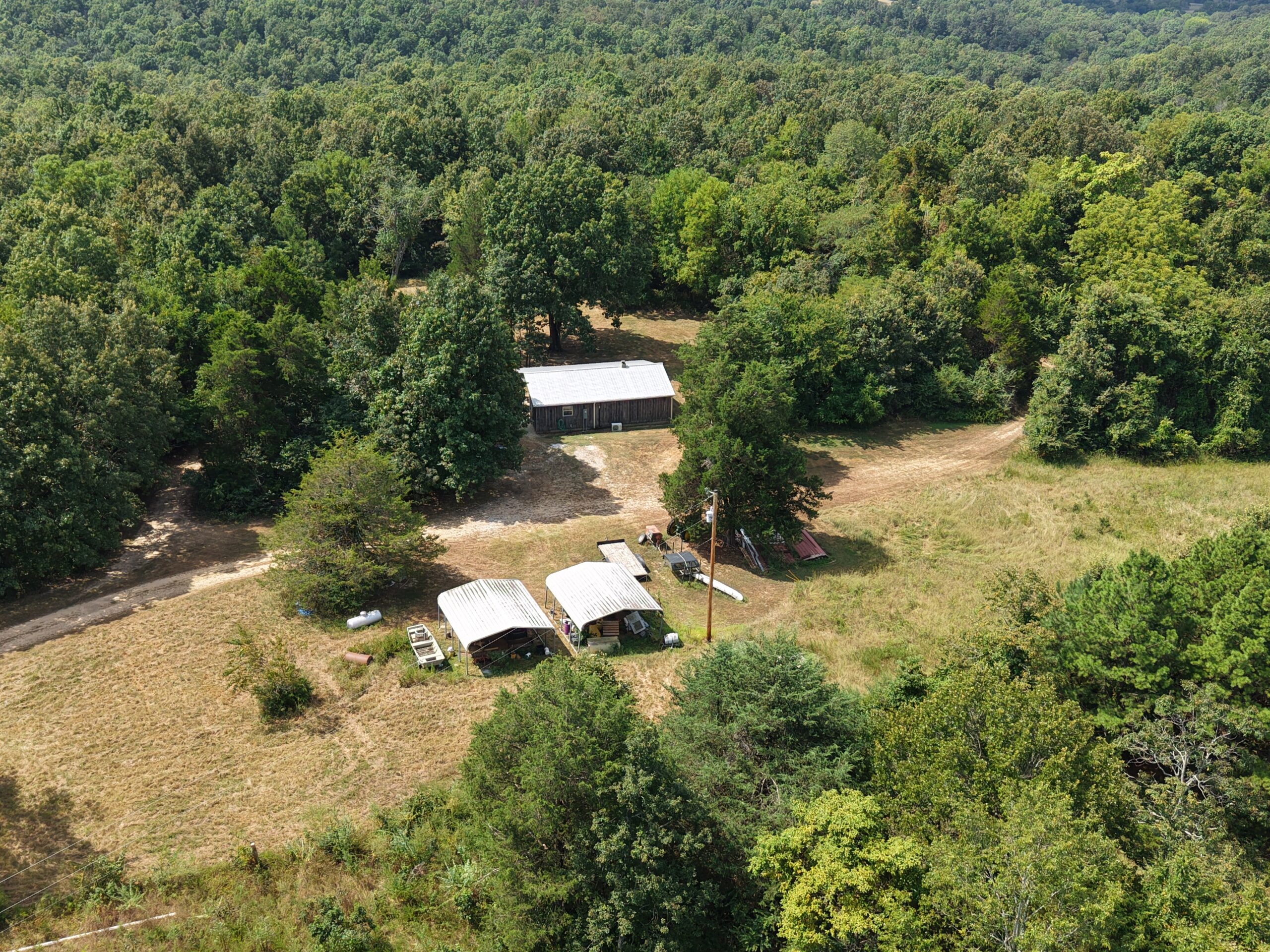 HUNTING LAND WITH CABIN FOR SALE IN NORTH CENTRAL ARKANSAS
