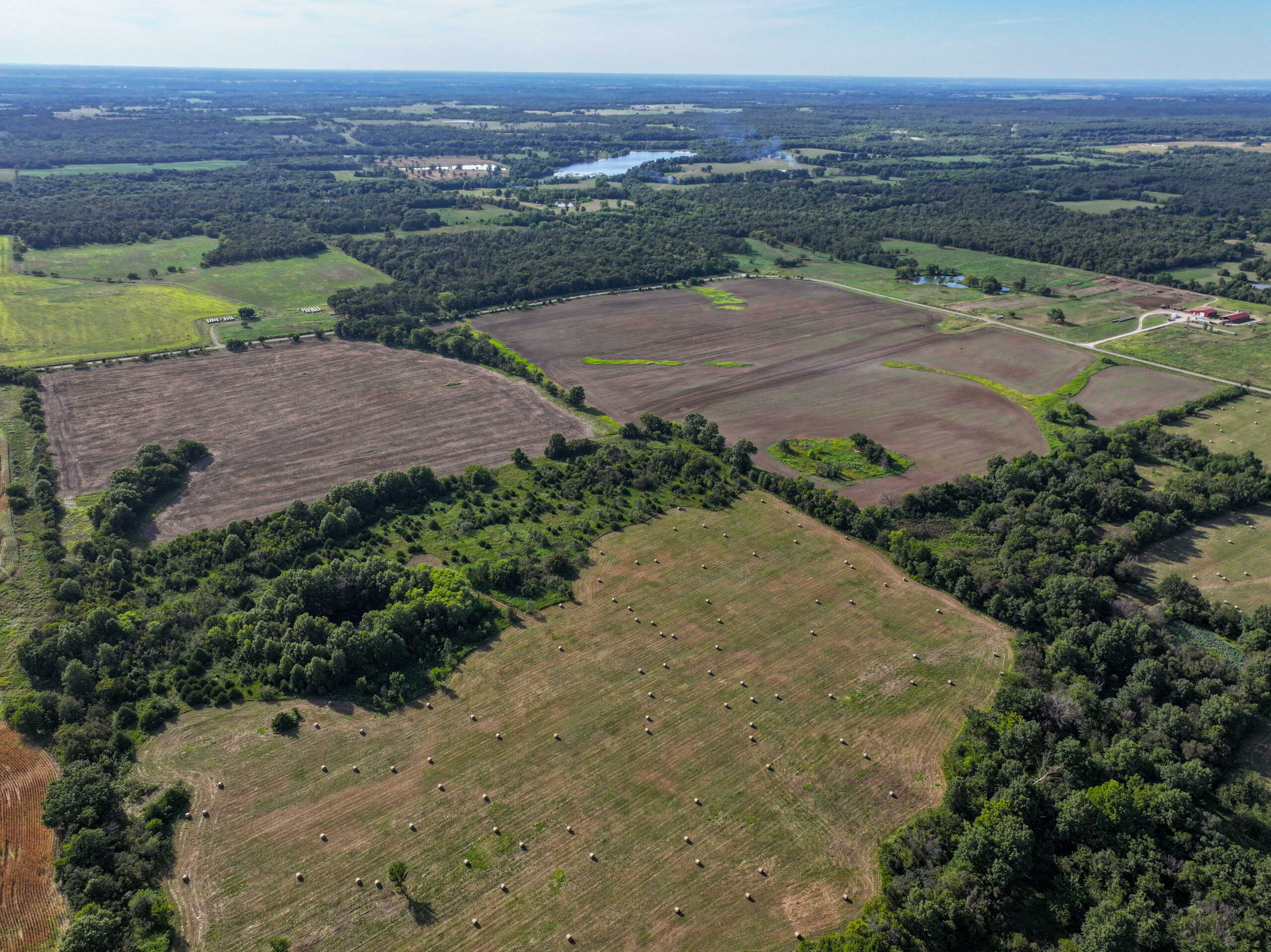 496+\- acres Sheldon MO