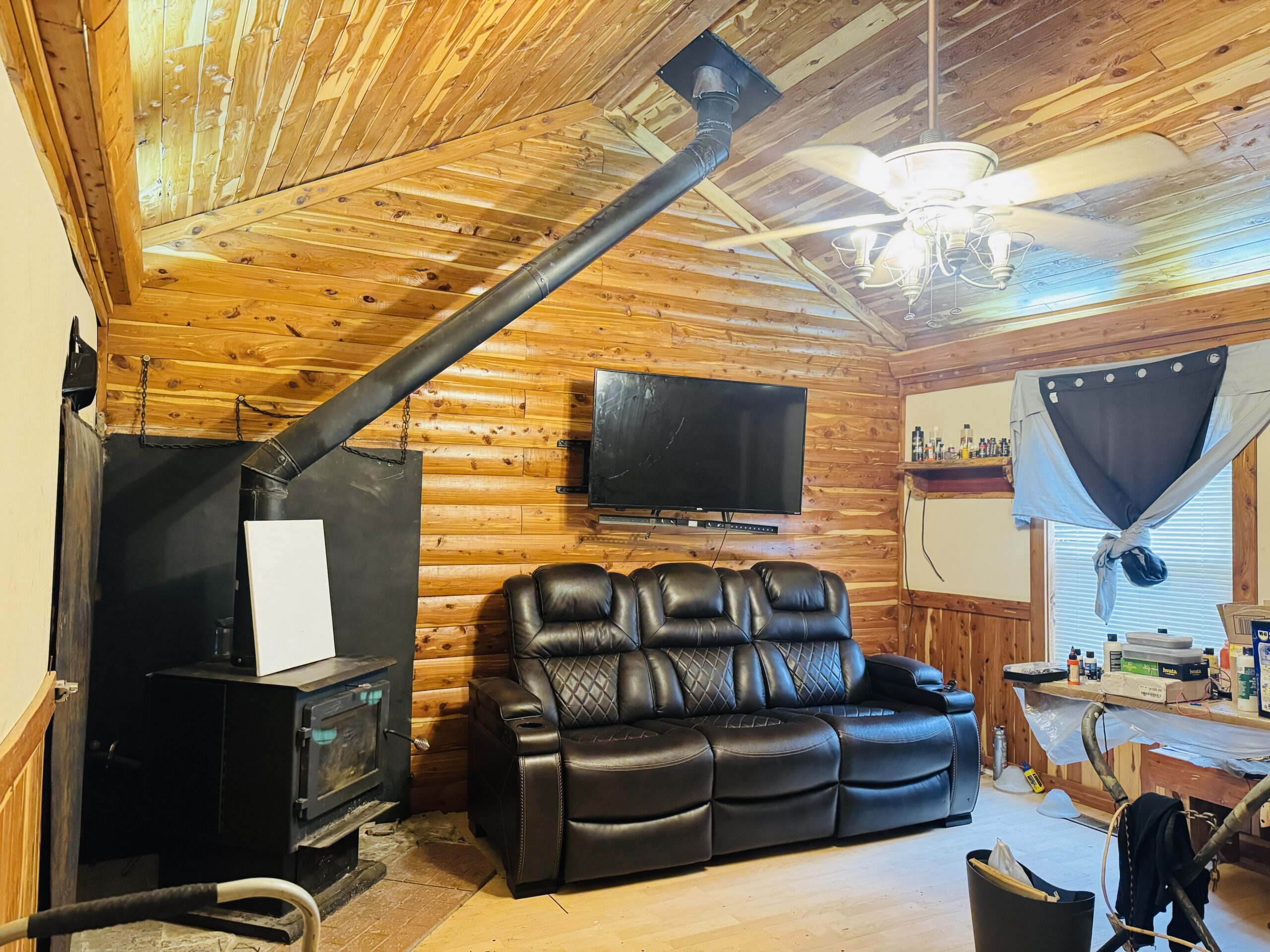 LOG CABIN AND HUNTING LAND FOR SALE IN NORTH CENTRAL ARKANSAS
