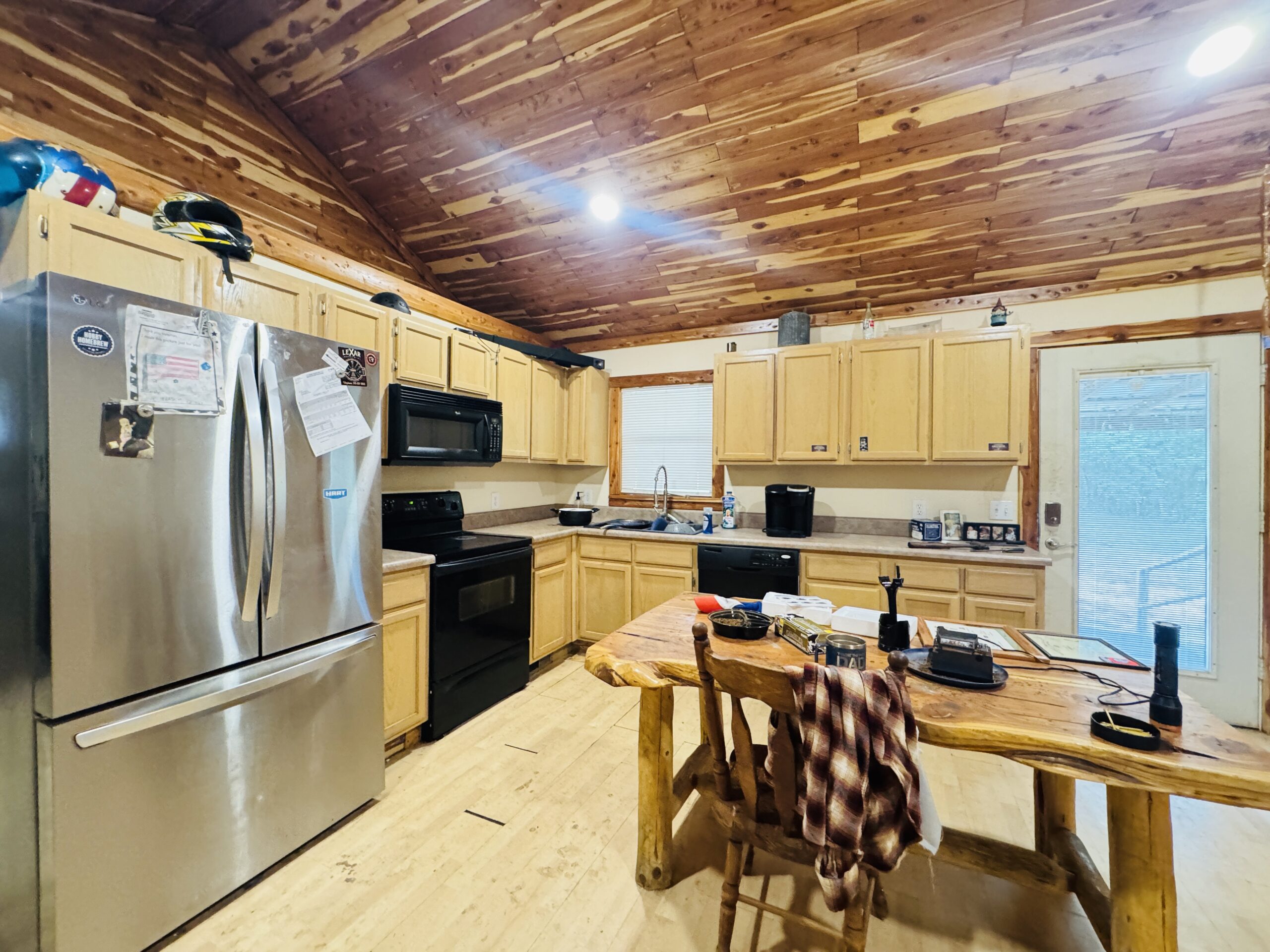 LOG CABIN AND HUNTING LAND FOR SALE IN NORTH CENTRAL ARKANSAS