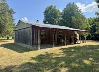 HUNTING LAND WITH CABIN FOR SALE IN NORTH CENTRAL ARKANSAS