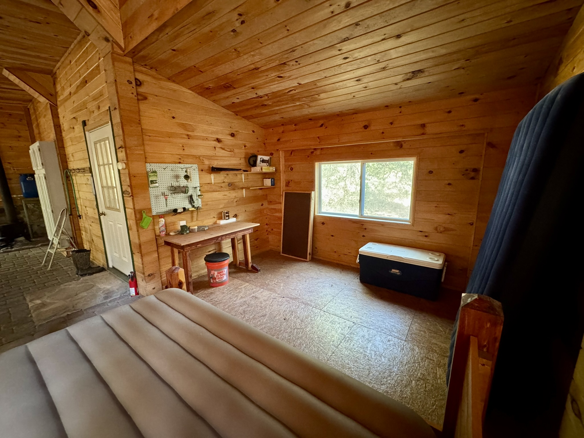 CABIN AND HUNTING LAND FOR SALE IN NORTH CENTRAL ARKANSAS