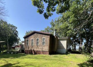 Country Home with 20 m/l acres in Putnam County, MO