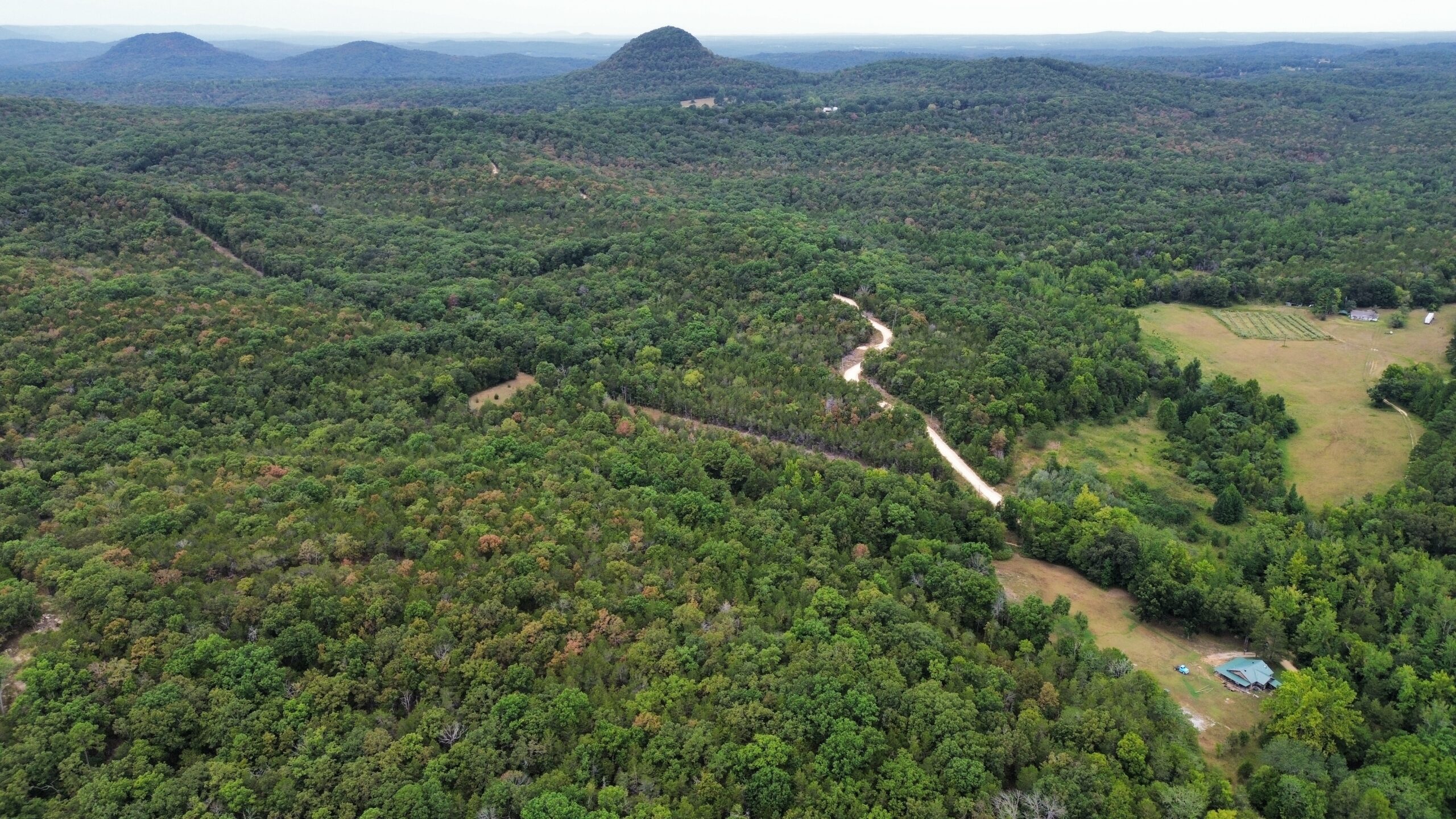 LOG CABIN AND HUNTING LAND FOR SALE IN NORTH CENTRAL ARKANSAS