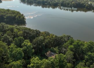 Wisconsin River Cabin for Sale in Richland County, WI – Bordering Public Hunting Land