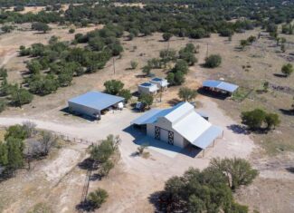 158± Acres | Leon River Frontage, Cabins, Hunting & Ranch