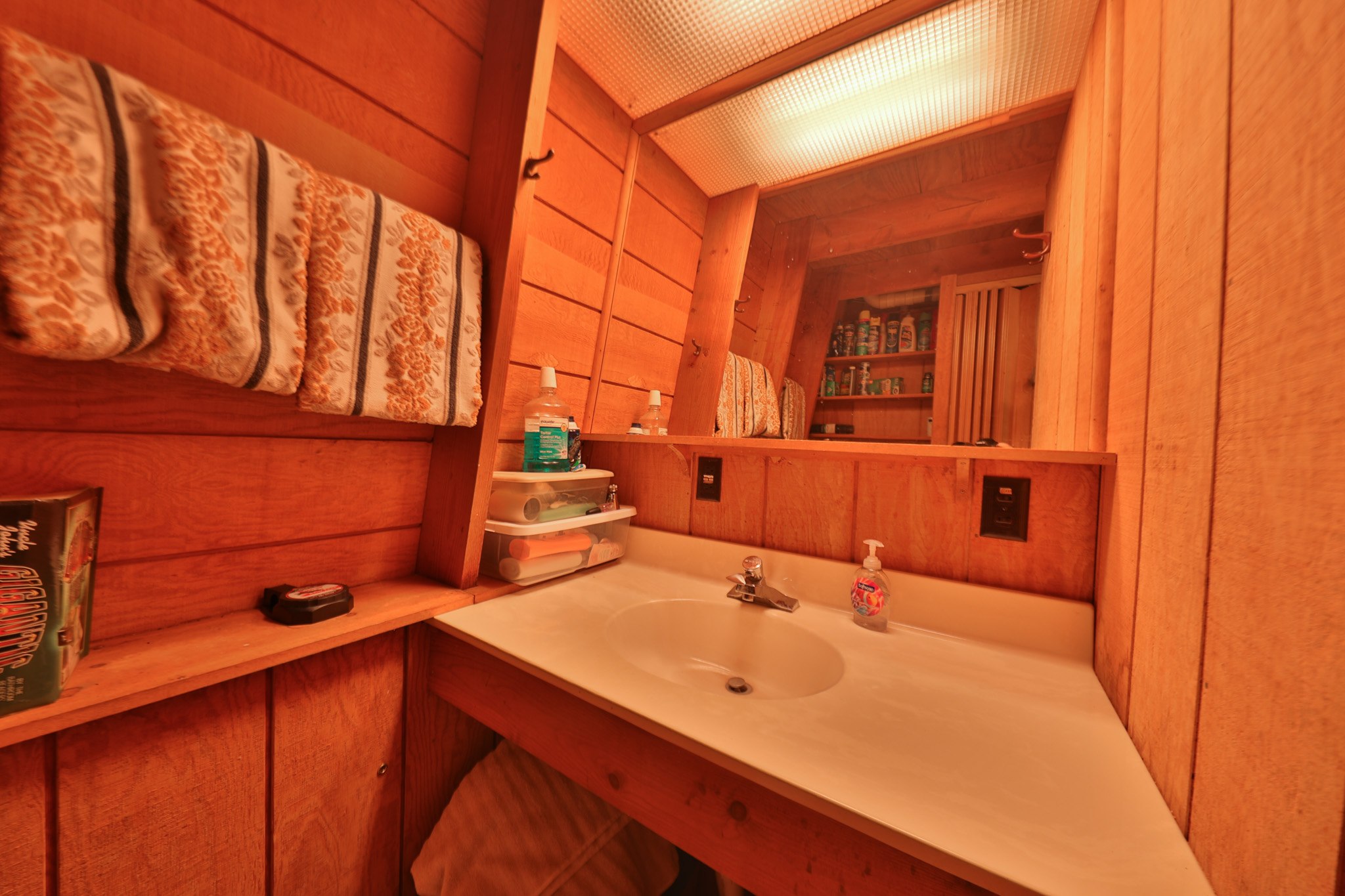 Wisconsin River Cabin for Sale in Richland County, WI – Bordering Public Hunting Land