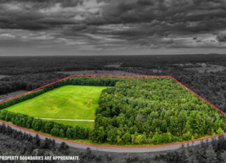 Hunting Camp on Poertner Rd in Clark County WI