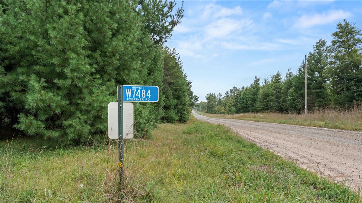 Hunting Camp on Poertner Rd in Clark County WI