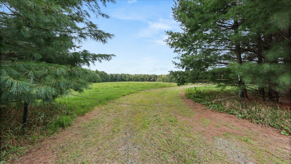 Hunting Camp on Poertner Rd in Clark County WI