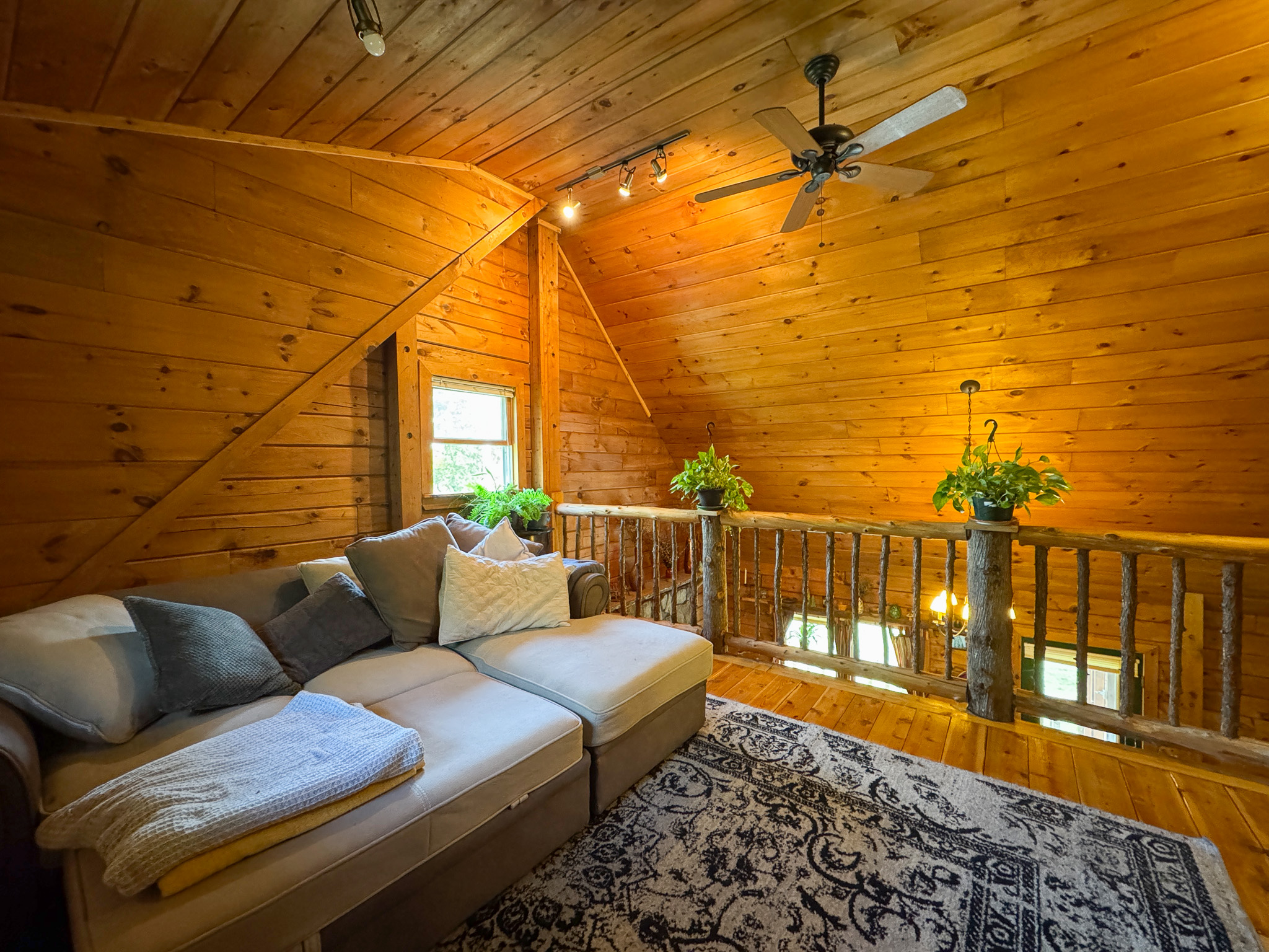 Off-Grid Log Home on 33.4 Acres
