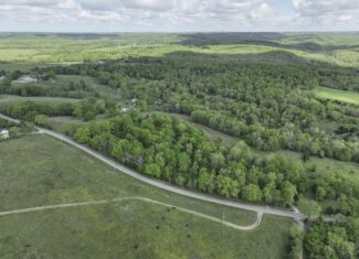 Douglas County, Missouri Hunting Land For Sale near Ava, Mo