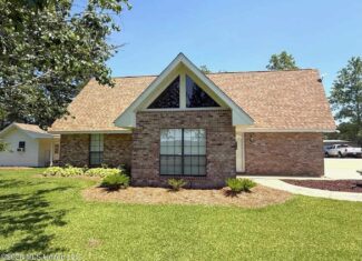 Pike Co Home with 125 Acres in North Pike School District