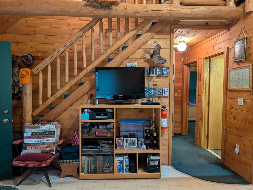 Half-Log Cabin with Loft on Canada Creek Ranch, Atlanta MI
