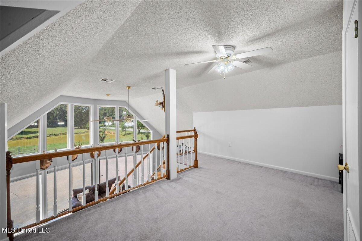 Pike Co Home with 125 Acres in North Pike School District