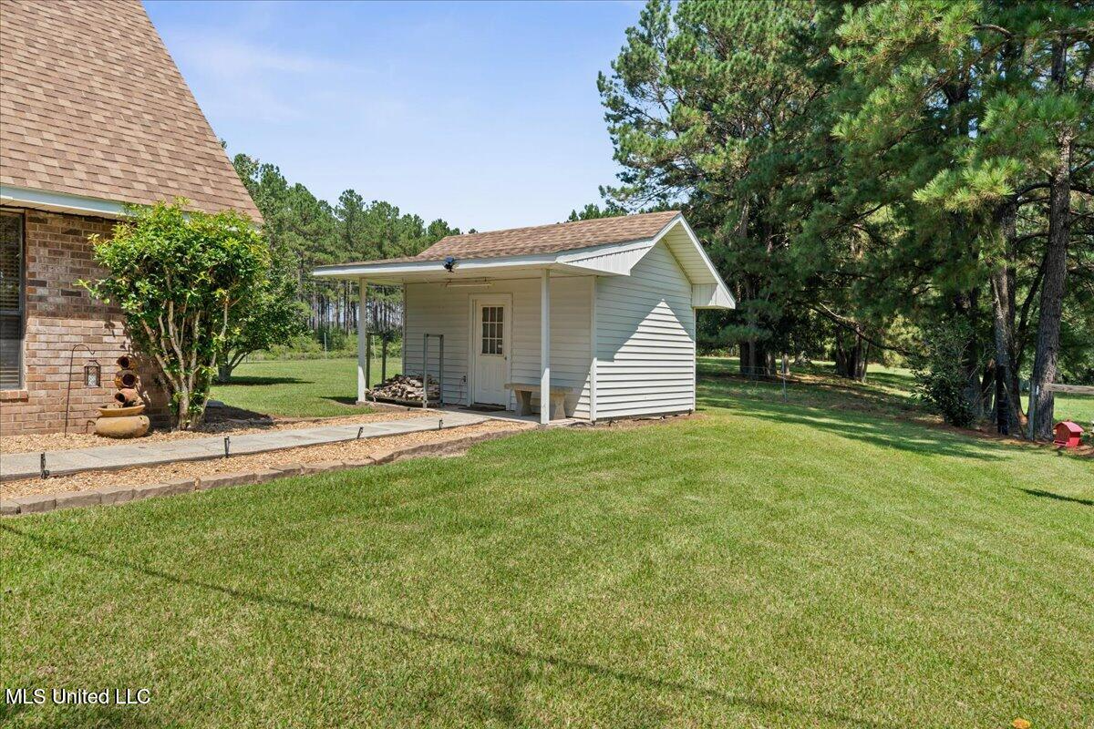 Pike Co Home with 125 Acres in North Pike School District