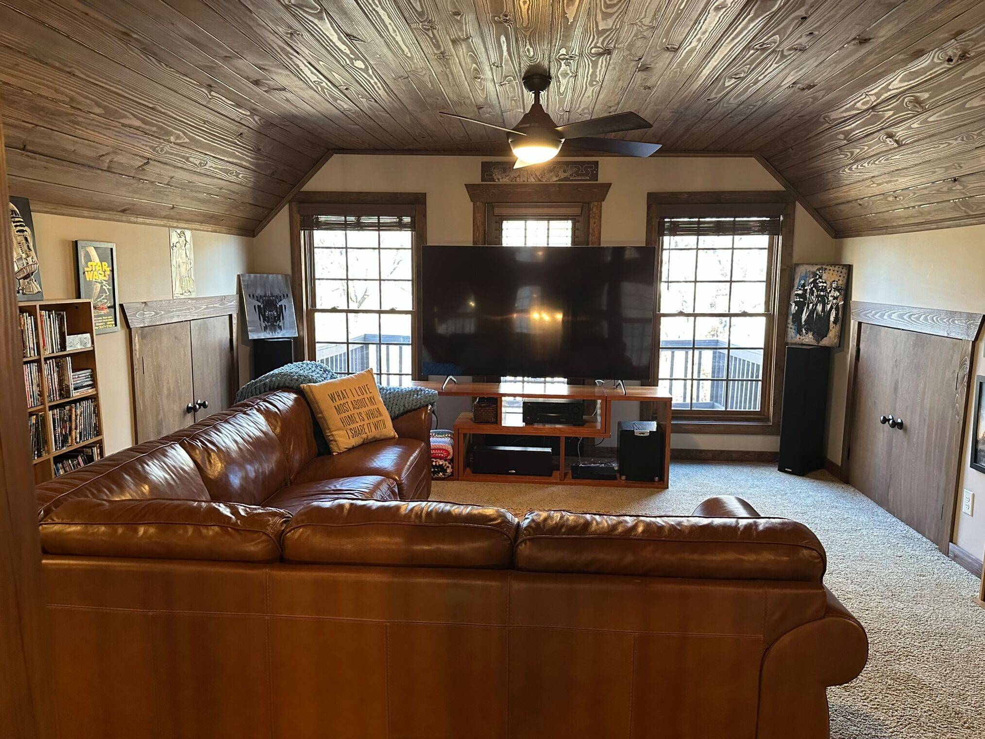 RIVER FRONT HOME W/ UNRESTRICTED ACREAGE FOR SALE IN TN ON TENNESSEE RIVER, DEER & TURKEY HUNTING