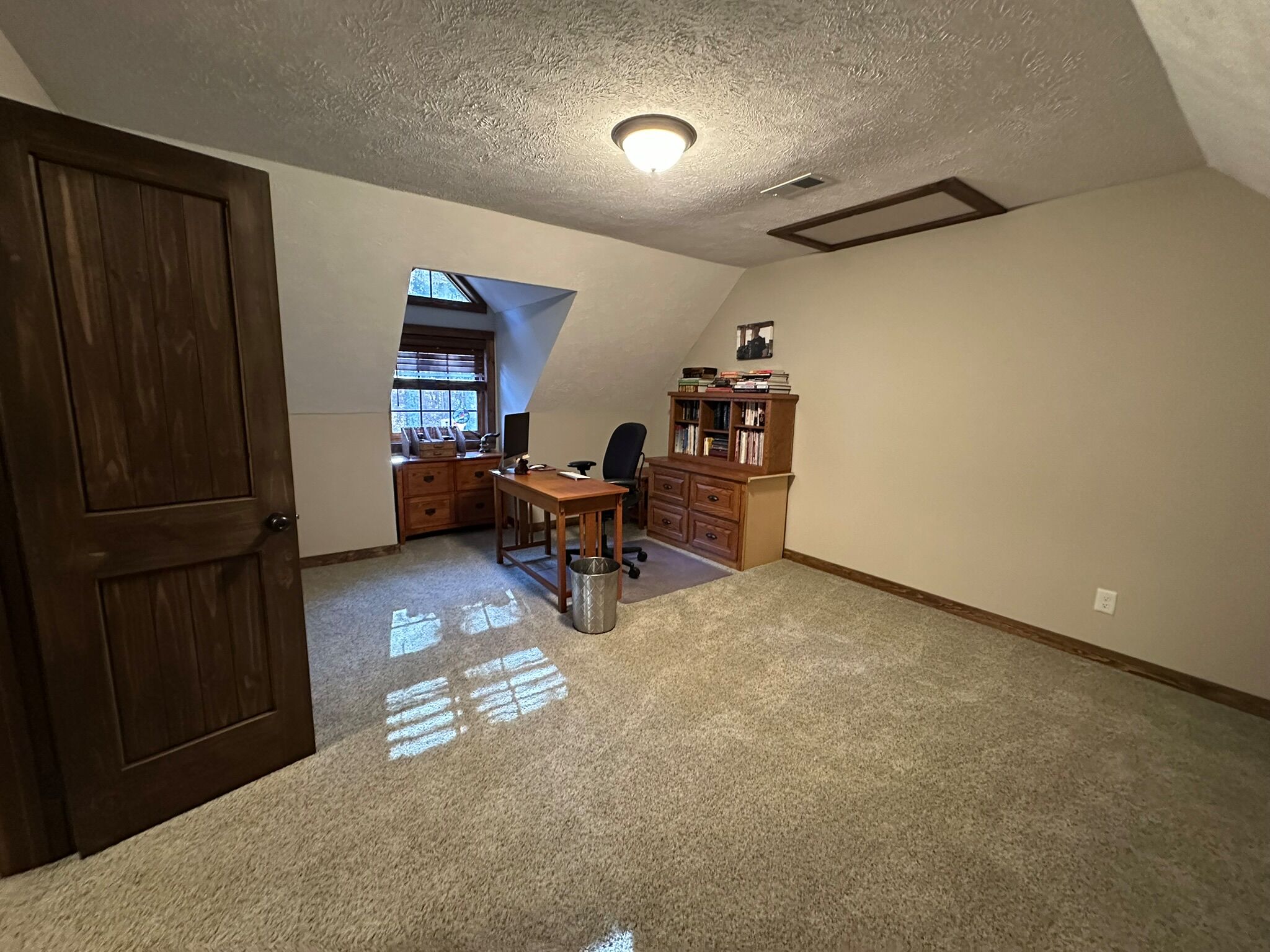 RIVER FRONT HOME W/ UNRESTRICTED ACREAGE FOR SALE IN TN ON TENNESSEE RIVER, DEER & TURKEY HUNTING