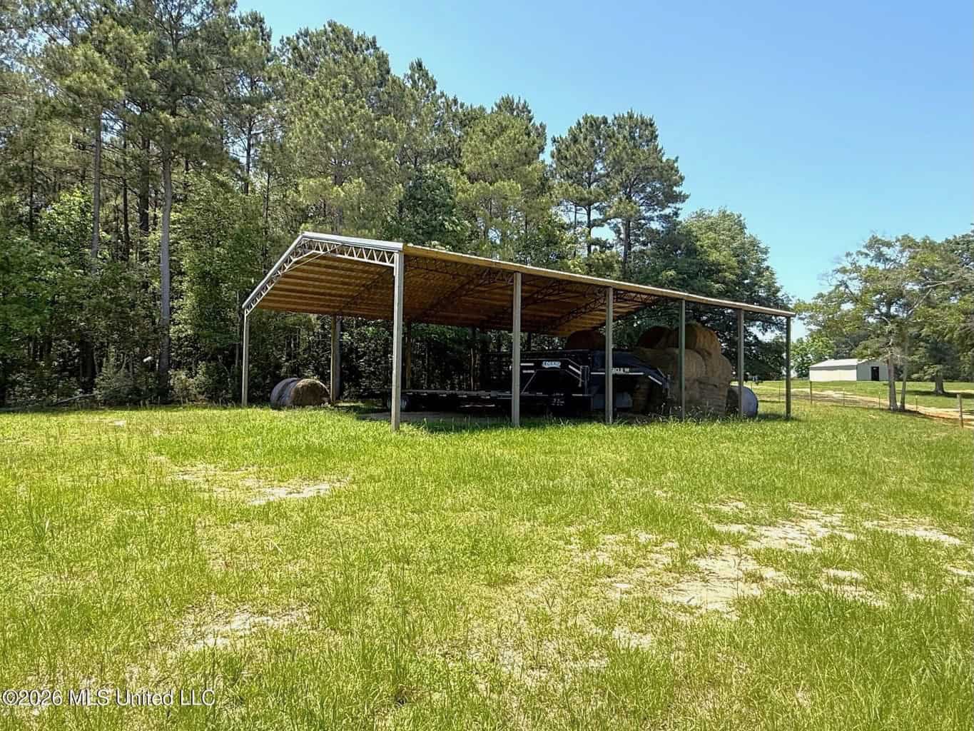 Pike Co Home with 125 Acres in North Pike School District